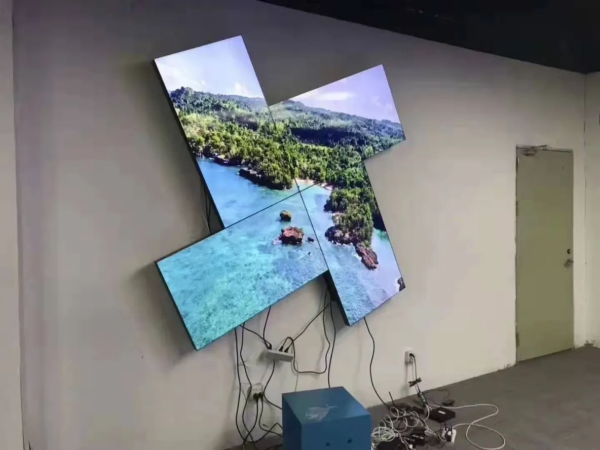 Mur Vidéo LCD 4K, Écran Géant très haute définition 4K 2x2, 4 Écrans de 65” – Image 3